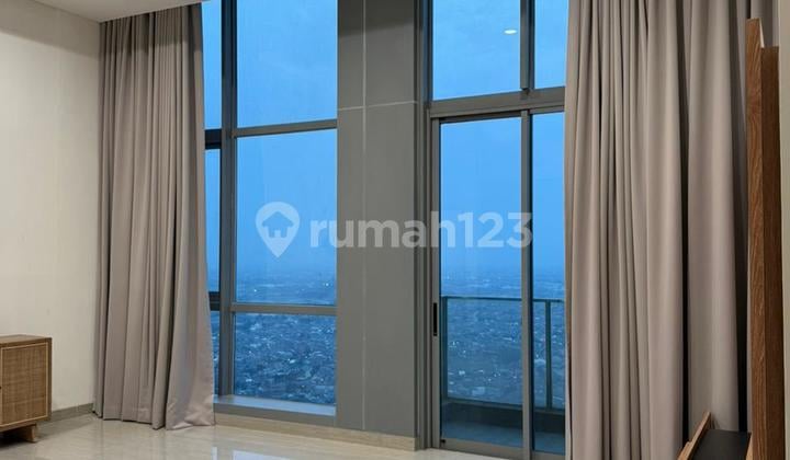 Siap Huni Penthouse Semi Furnished 2Br Fairview Mewah Strategis