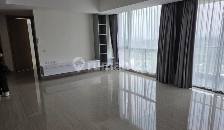 4Br Prestige Living di Millennium Village Lippo Karawaci