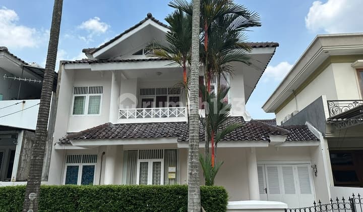 Cendana Golf Lippo Karawaci Rumah Semi Furnished Siap Pakai