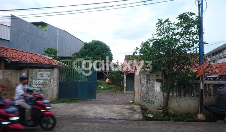 Land Calculation House in Menceng, West Cengkareng, 3140m2