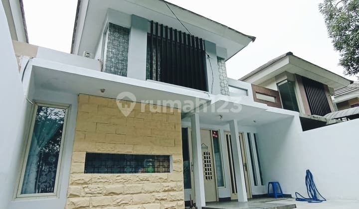 Rumah King Safira Sidoarjo, Jawa Timur Bagus SHM