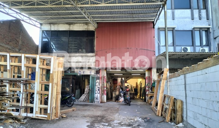 RUKO RUNGKUT TENGAH LOKASI STRATEGIS DI NOL JALAN RAYA