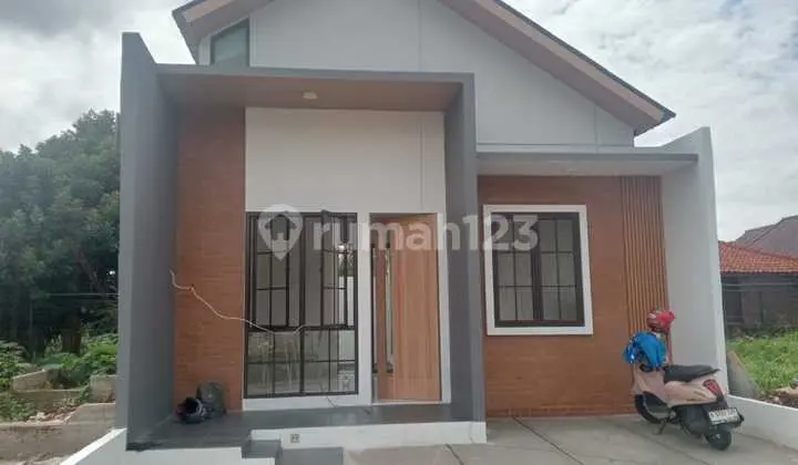 Rumah 600 Jutaan Dekat Tol dan Stasiun Depok
