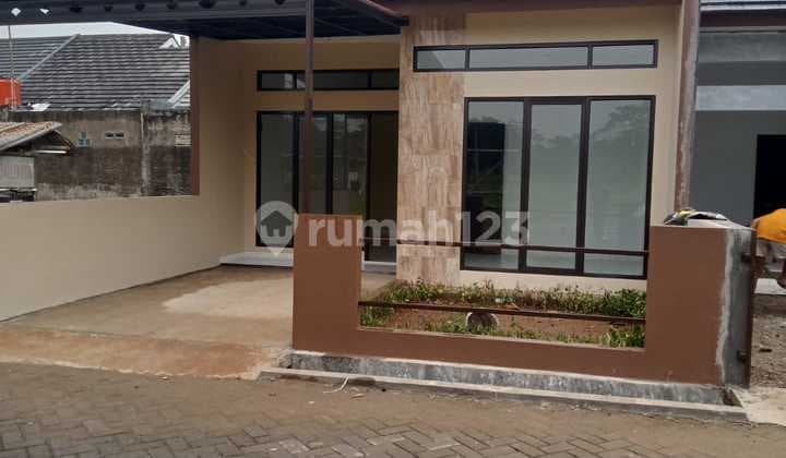 Rumah Minimalis 1 Lantai Baru Siap Huni di Setu Bekasi Jawabarat