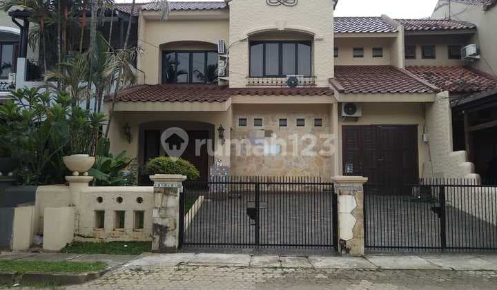 Rumah Cantik dan Antik Gaya Bali dalam Komplek Elit di Cinere