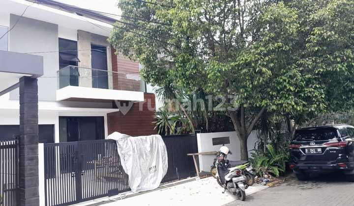 Muraah via Lelang!! Rumah Lux Minimalis dlm Komplek Batununggal Indah