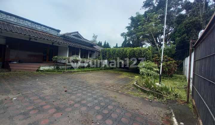 Muraah bawah NJOP, BU! Rumah lama tanah luas di Cipaku Indah Setiabudi