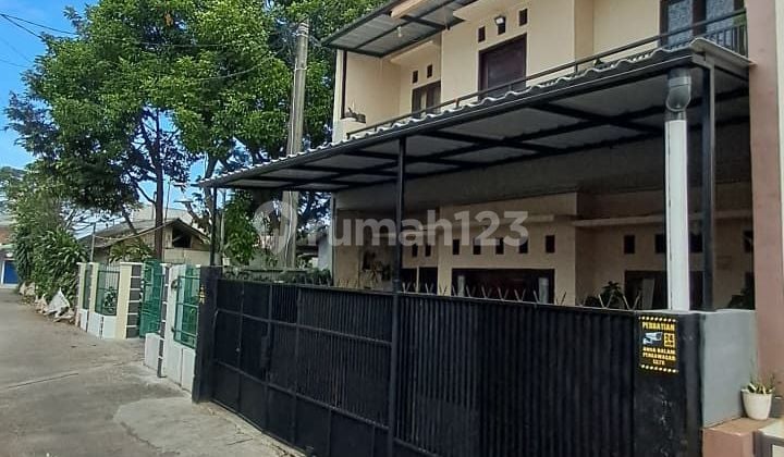 Cinere Limo - 1 Km ke Tol - Rumah Siap Huni 1 LT - Jalan 1 Mobil - Dekat Jl 2 Mobil