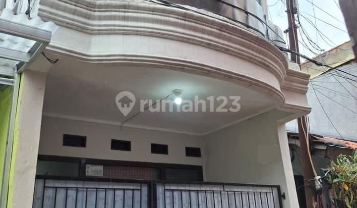 Petogogan - 800 Mtr ke Stasiun MRT - Kost 9 Kamar - Full Terisi - Jalan Gang
