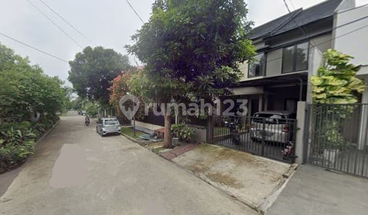 Mega Cinere Dekat Pasar Segar - Rumah Siap Huni Komplek - Jalan 2 Mobil - Tenang