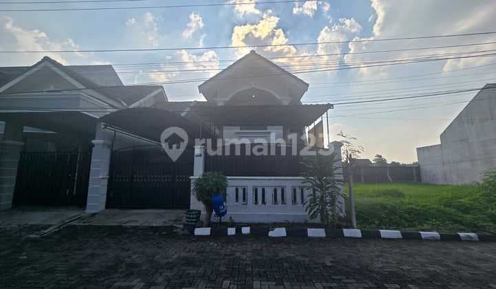Rumah Bagus Siap Pakai Di Perumahan Elite Solo Baru