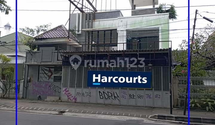 Ruko 2,5lantai strategis siap pakai cocok u/berbagai usaha