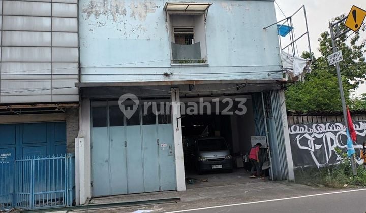 Ruko tengah kota siap huni