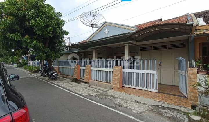 Rumah Bagus Strategis Dekat Kampus Ums