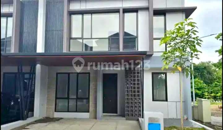 Rumah Bagus Minimalis 2 Lantai Siap Huni