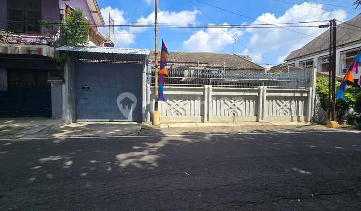 Rumah Bagus Dan Luas Tengah Kota