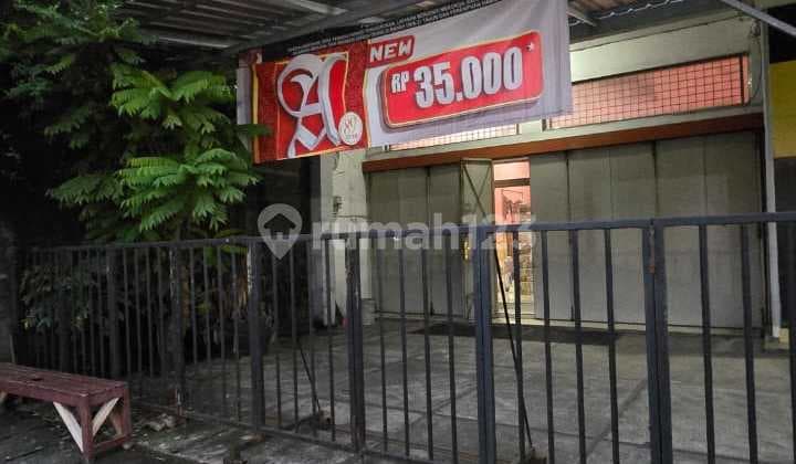 Strategic Business Space: 1 Floor in Solo Baru.