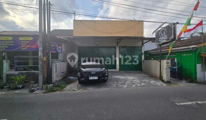 For Quick Sale! Super Strategic Boarding House in Central Jogja at Demangan, Near Laksda Adi Sucipto Street Jogja.