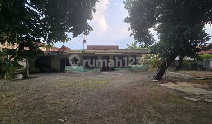 Tanah Bagus Siap Bangun Dekat Jalan Raya Utama di Pajang Laweyan Solo, Cocok untuk Rumah Tinggal, Townhouse, Ruang Usaha, Kantor, atau Kost Elite.