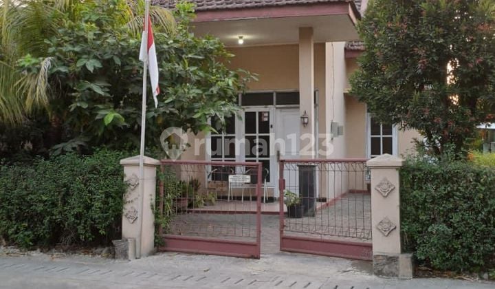 Rumah Bagus Hitung Tanah strategis Semanggi Pasar Kliwon Solo