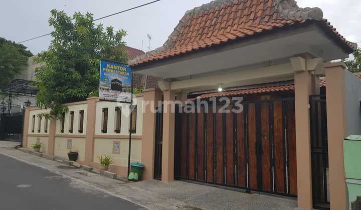 Dijual Rumah Etnik Jawa dengan Joglo di Kadipiro Banjarsari Solo, Sangat Aesthetic Pernah Digunakan untuk Shooting Film.