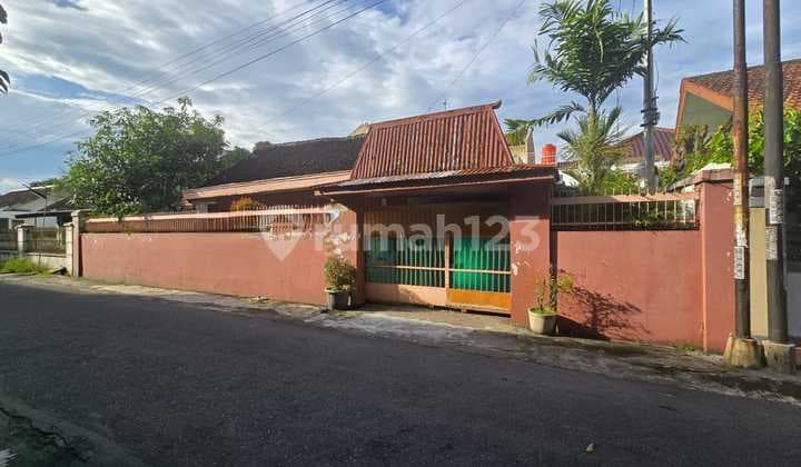 Tanah Murah Bentuk Kotak Istimewa di Karangasem Laweyan Solo