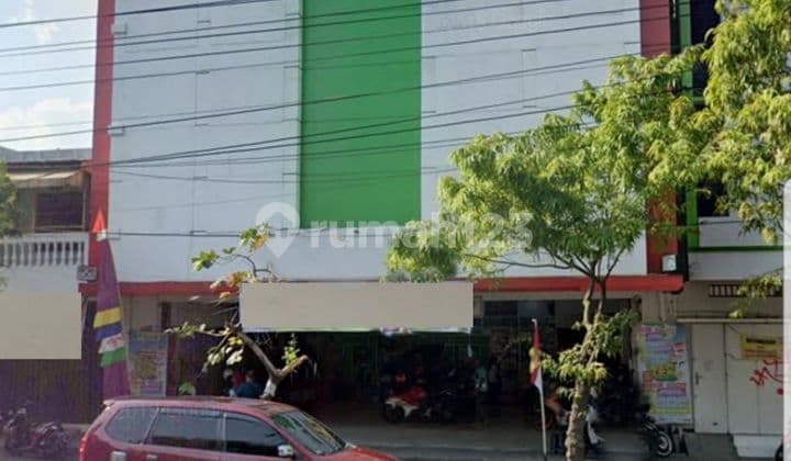 Ruko Strategis Tengah Kota Di Jalan Slamet Riyadi Solo