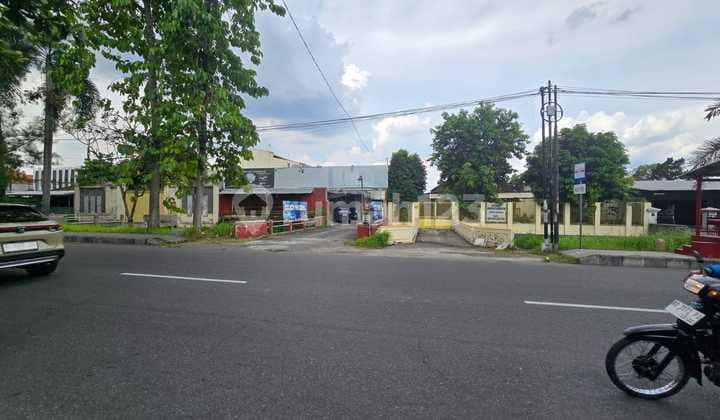 Ruang Usaha Strategis Jalan Bhayangkara Solo