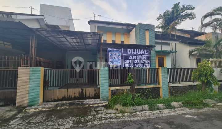Rumah siap pakai di perumahan fajar indah solo