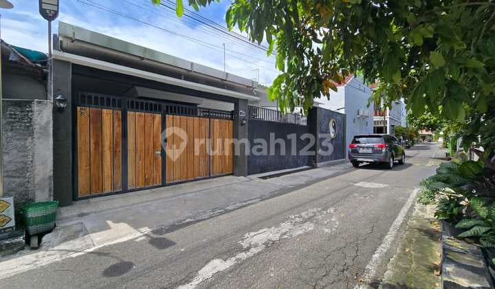 Rumah Bagus Minimalis di Mojosongo Jebres Solo