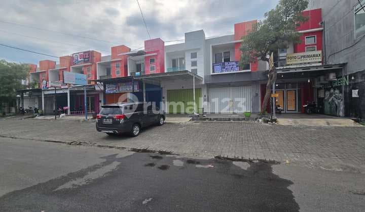 Ruko Super Strategis di Kawasan Pertokoan Nganjuk Jawa Timur