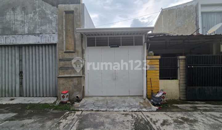Rumah Baru Murah Siap Pakai di Sumber Banjarsari, Solo