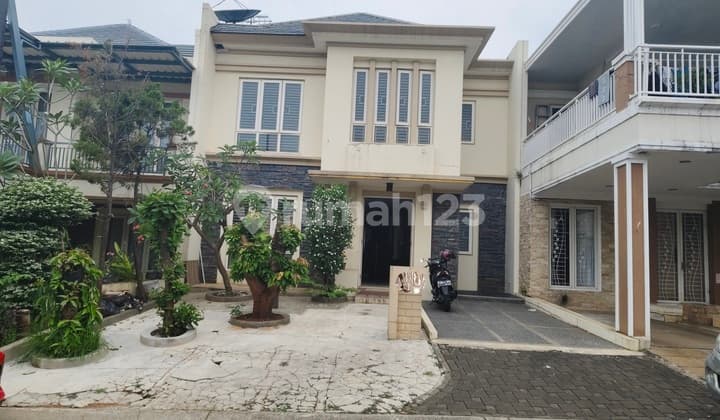 Rumah Besar Cluster Favorit Kota Wisata Cibubur
