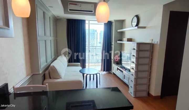 Sewa Apartemen Springhill Terrace Oakwood 3 KT