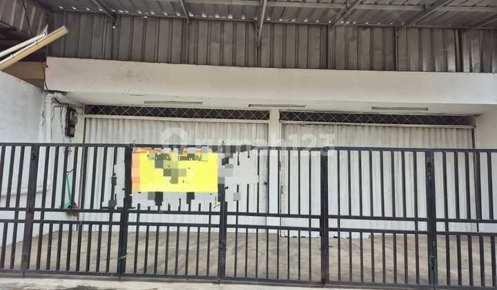 SHOPHOUSE FORMERLY INDOMARET KEMANGGISAN STRATEGIC