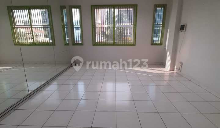 Dijual Ruko Tempat Sangat Strategis Di Green Viile Jakarta Barat