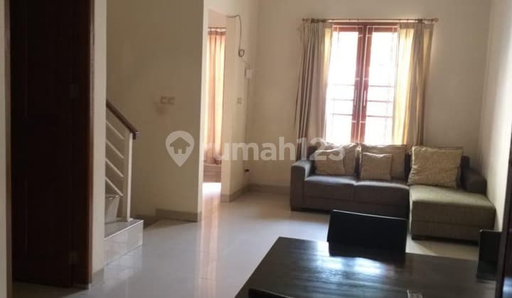 For Sale in North Tanjung Duren, Width 6m, Land Area 96m², 4+2 Bedrooms, Semi-furnished, 2 Floors, 2 Car Access, West Jakarta.