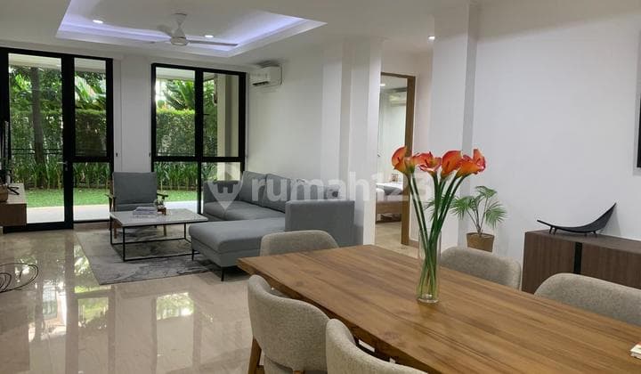 Disewakan Apartment Executive Paradise 3 Bedroom Bagus dan Murah, Cilandak Barat, Cilandak, Jakarta Selatan