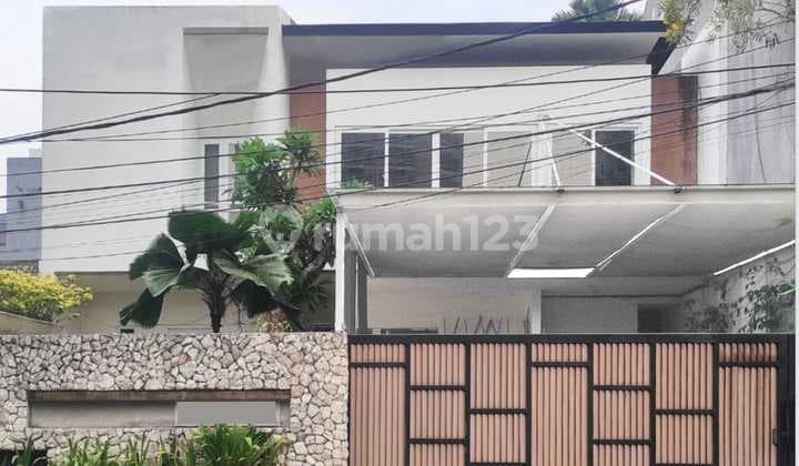 Dijual Rumah Strategis 5 BR, Setia budi, Kuningan, Jakarta Selatan