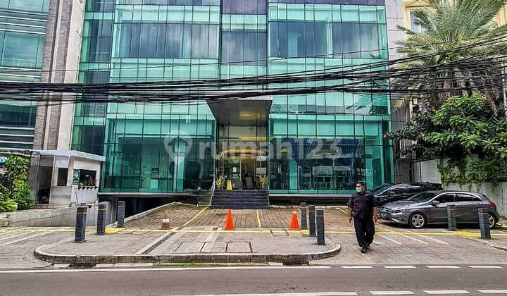 GEDUNG 4 LANTAI + BASEMENT STRATEGIS DI SENOPATI AREA KEBAYORAN BARU