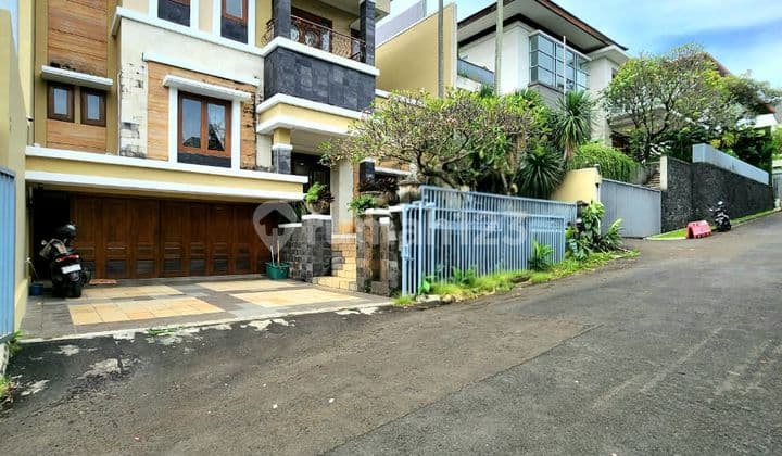 Rumah Mewah 2 Lantai Siap Huni Super Privasi Dalam Cluster, Kemang