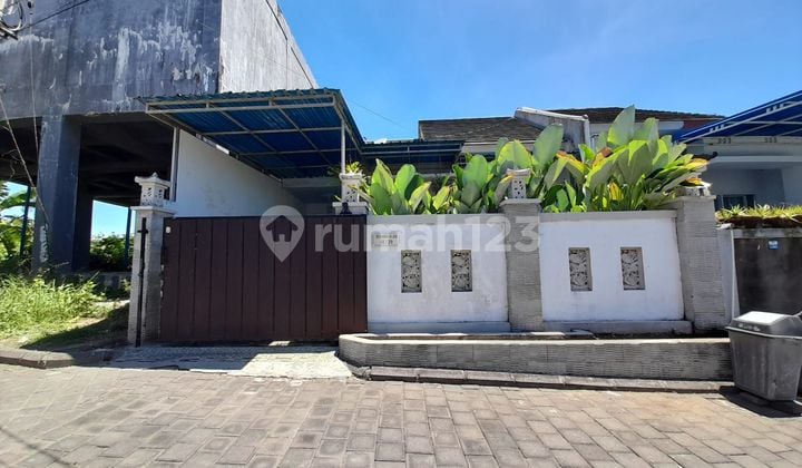Simple house with comfortable environment at goa gong badung Bali