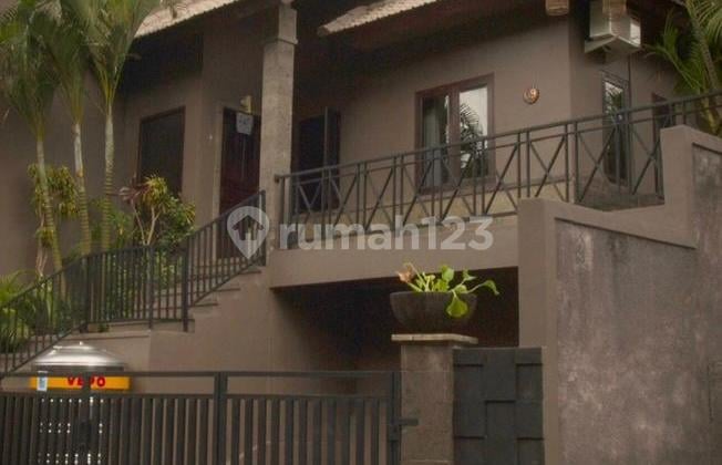 A Comfortable Tropical-Style House At Jimbaran