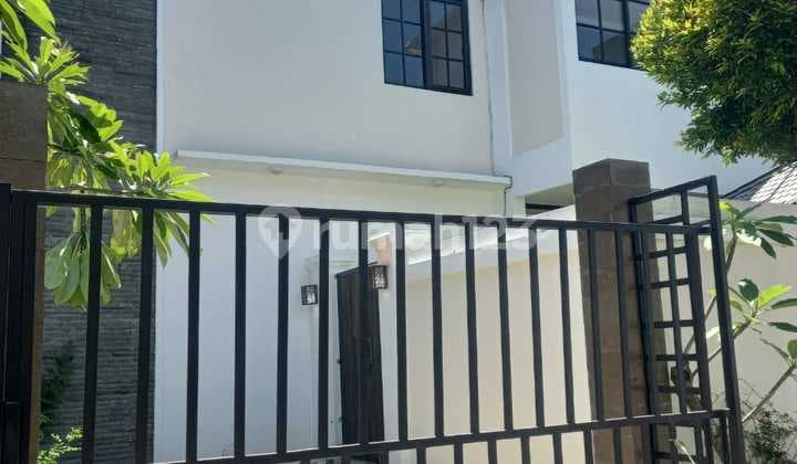 Setrategic House With 2 Storeys At Jimbaran Badung Bali