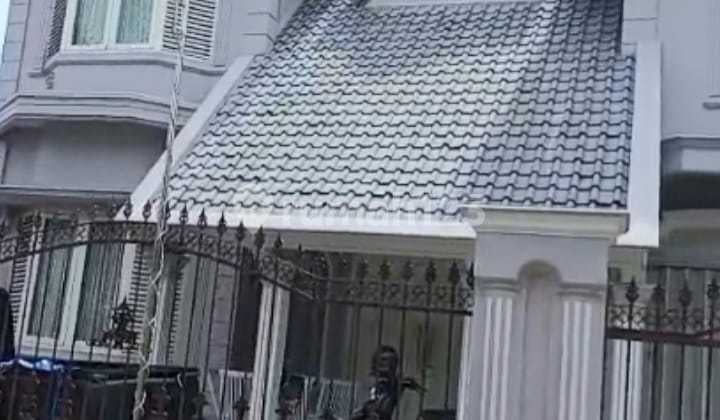 Jual Rumah 2 Lantai Jalan Perumda Raya, 500 Mtr Jln Gajah Mada