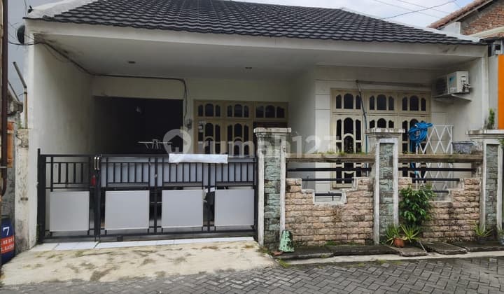 Sell House on Jalan Singa, Supriyadi, Kalicari