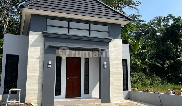 Ready-to-Live House Near Unnes Campus, Eligible for KPR