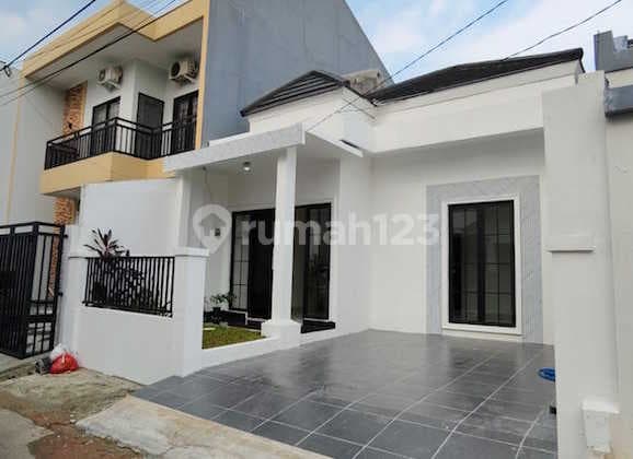 Rumah Dijual di Griya Loka Sektor 1.1 Bsd Serpong Tangsel