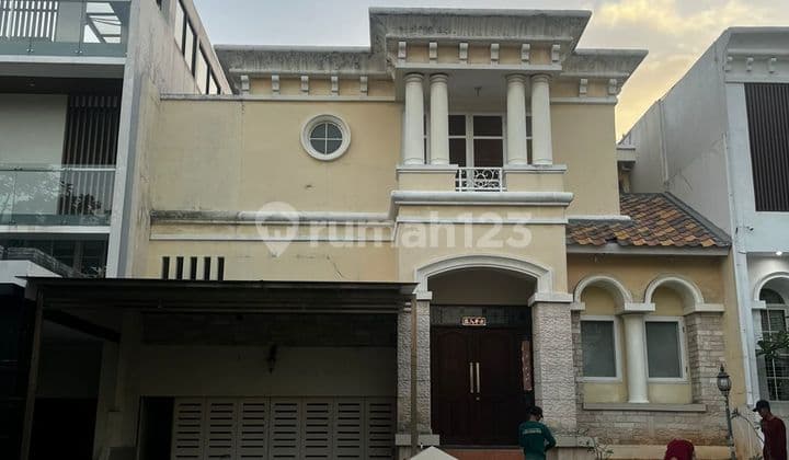 Disewakan Rumah Pik Ukuran Besar Jarang Ada Siap Huni