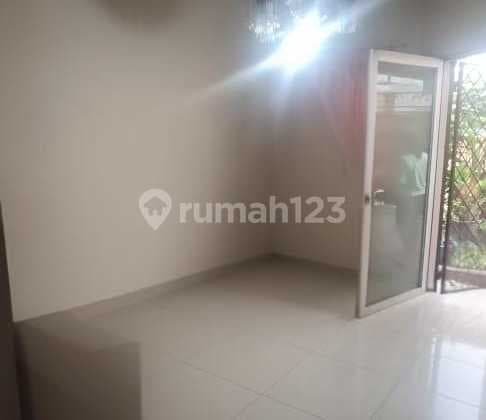 Rumah Siap Huni Turun Harga Lokasi di Duri Kepa Jakarta Baratt